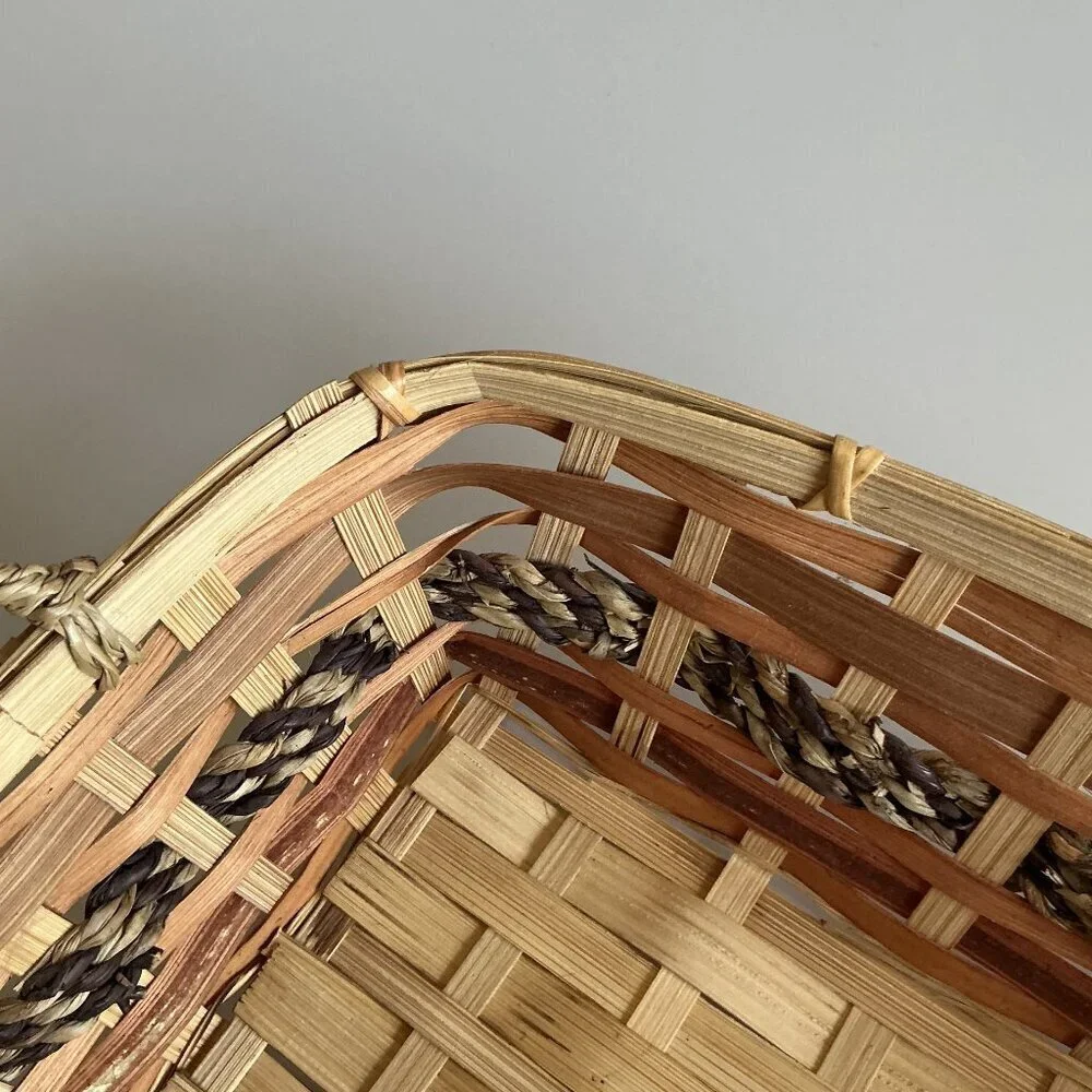 WICKER WOVEN GIFT BASKET LIGHTWEIGHT